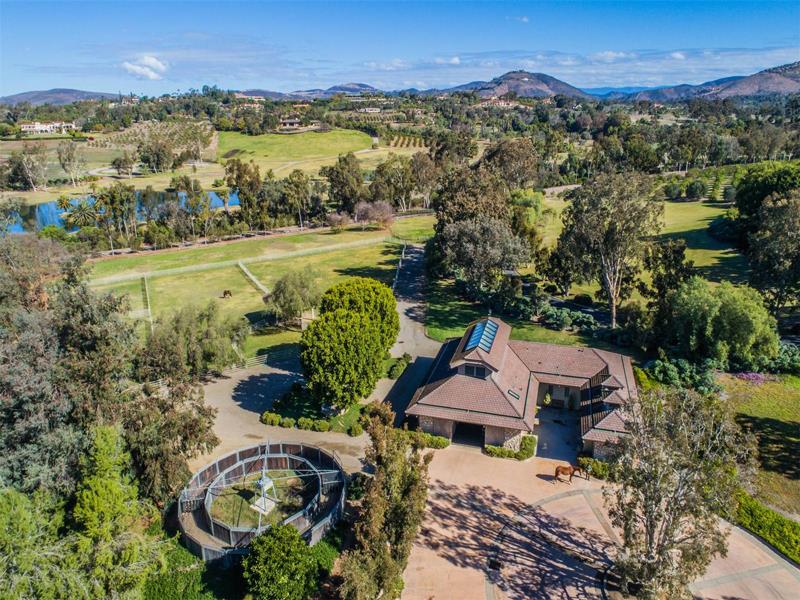 Equestrian Homes